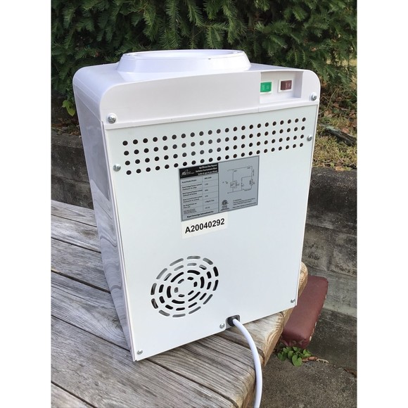 Royal Sovereign Cold and Hot Water Despenser/Cooler - Picture 3 of 10